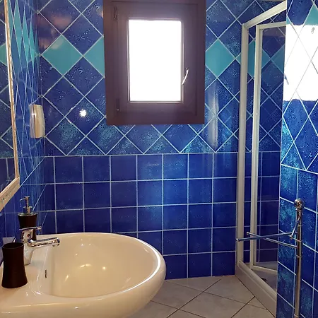 L'ancora קאסטלסארדו